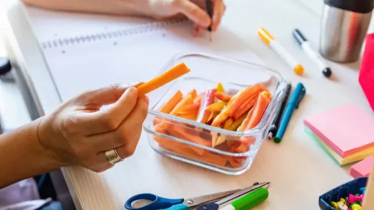 comer-zanahoria-679d1ff90bfc2